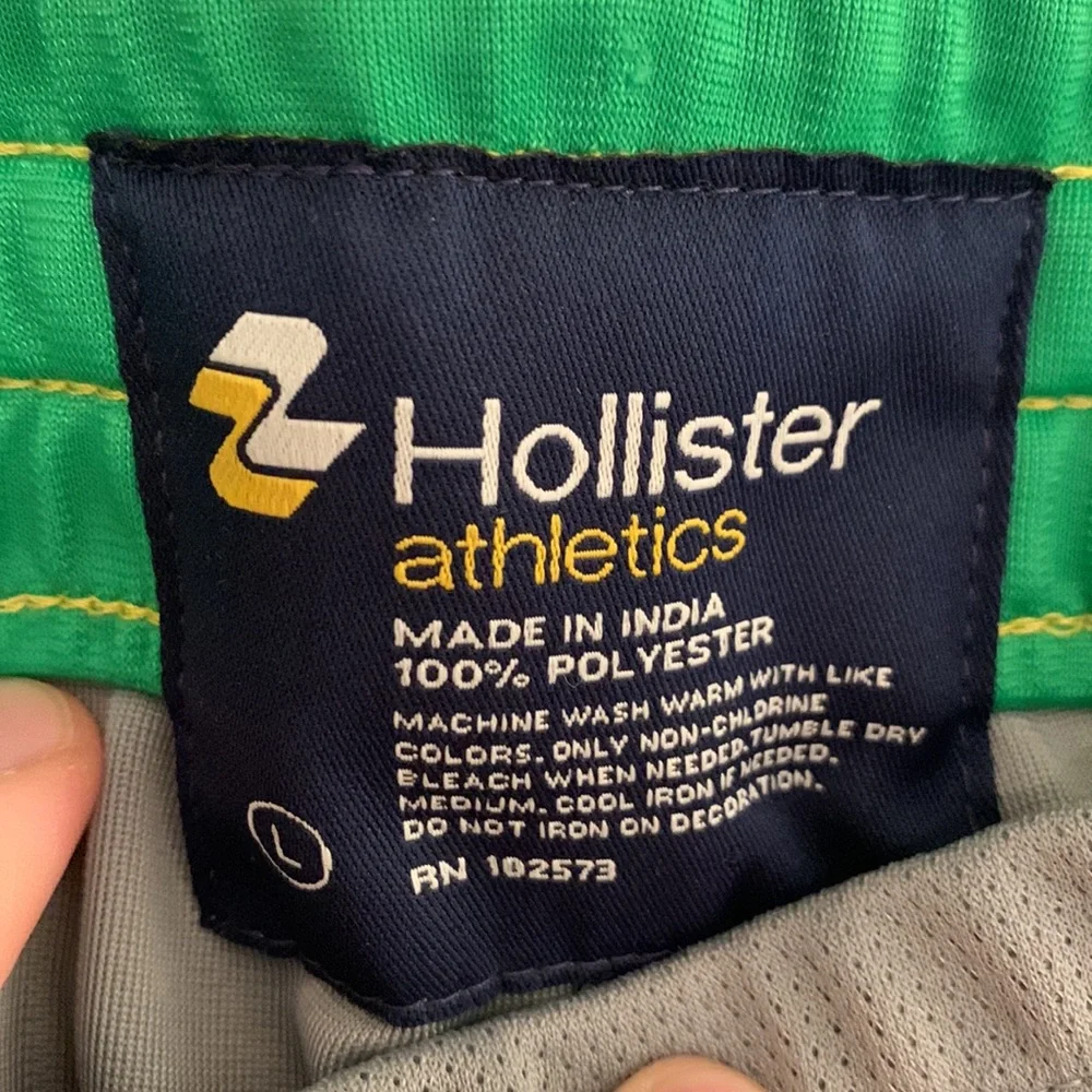 Rare Hollister Athletics Mens Large Gym Athletic Shorts Used in great condition - Picture 2 of 5